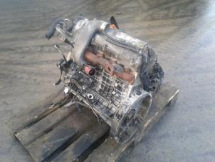 Engine from a Mercedes-Benz S (W220) 4.0 S-400 CDI 2004