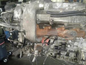 Engine from a Mercedes-Benz S (W220) 4.0 S-400 CDI 2004
