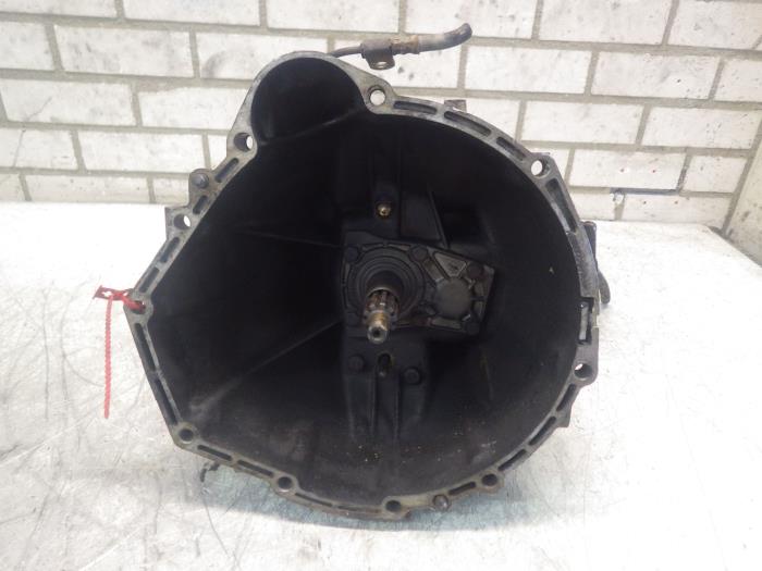 Gebrauchte Getriebe Mercedes T/TE/TD (S123) 230 TE Preis € 208,95 Margenregelung angeboten von Wessel Parts & Service B.V.