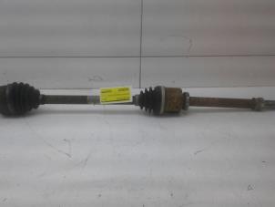 Used Front drive shaft, right Opel Movano Combi 2.3 CDTi 16V Price € 150,00 Margin scheme offered by Autobedrijf G.H. Wessel B.V.