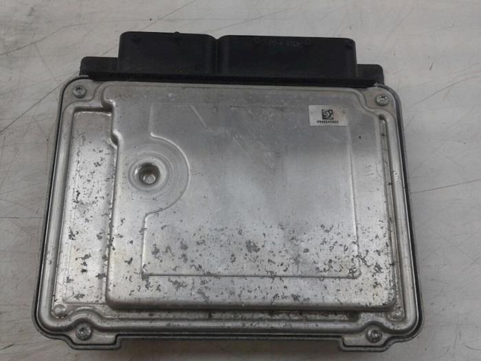 Used Engine management computer Audi Q3 (8UB/8UG) 2.0 TDI 16V 140 Price € 262,50 Margin scheme offered by Wessel Parts & Service B.V.