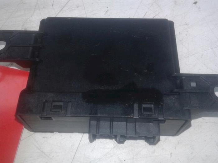 Usados Módulo PDC Opel Meriva (B) 1.6 CDTI 16V Precio € 40,95 Norma de margen ofrecido por Wessel Parts & Service B.V.
