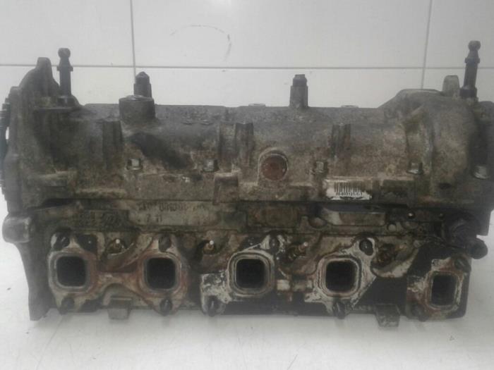 Begagnade Topplock Opel Corsa D 1.3 CDTi 16V ecoFLEX Pris € 241,50 Marginaltabell erbjuds av Wessel Parts & Service B.V.