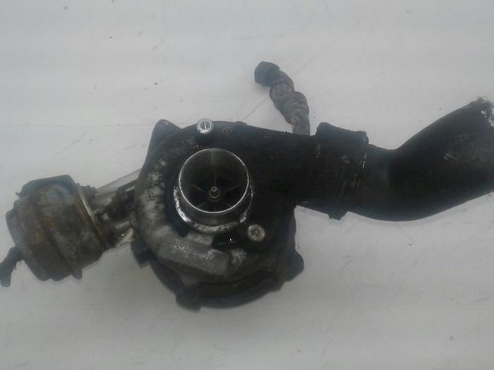 Gebrauchte Turbo Volkswagen Passat Variant (3B6) 1.9 TDI 130 Preis € 262,50 Margenregelung angeboten von Wessel Parts & Service B.V.