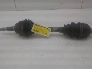 Used Front drive shaft, left Opel Astra G (F08/48) Price € 69,00 Margin scheme offered by Autobedrijf G.H. Wessel B.V.