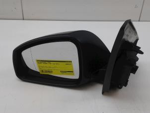 Used Wing mirror, left Renault Megane III Grandtour (KZ) 1.6 Energy dCi 130 Price € 125,00 Margin scheme offered by Autobedrijf G.H. Wessel B.V.