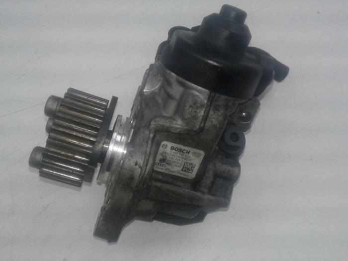 Begagnade Dieselpump Volkswagen Golf VI (5K1) 2.0 TDI 16V Pris € 208,95 Marginaltabell erbjuds av Wessel Parts & Service B.V.