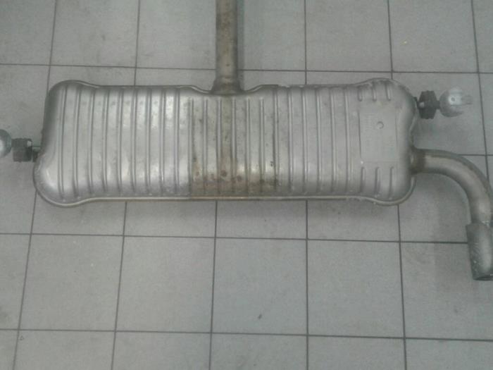 Usagé Echappement (complet) BMW 2 serie Active Tourer (F45) 216d 1.5 TwinPower Turbo 12V Prix € 418,95 Règlement à la marge proposé par Wessel Parts & Service B.V.