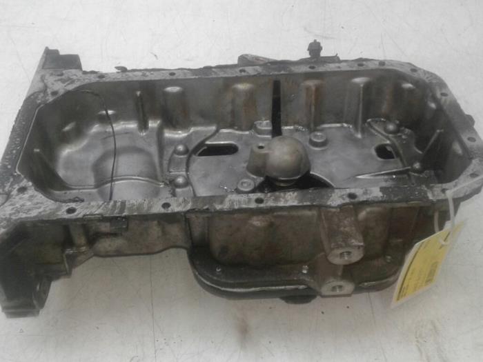 Gebrauchte Ölwanne Opel Astra J (PC6/PD6/PE6/PF6) 1.7 CDTi 16V 110 Preis € 68,25 Margenregelung angeboten von Wessel Parts & Service B.V.