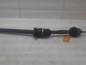 Used Front drive shaft, right Mercedes A (W168) 1.7 A-170 CDI 16V Price € 49,00 Margin scheme offered by Autobedrijf G.H. Wessel B.V.