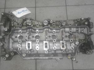 Used Camshaft kit Renault Master IV (MA/MB/MC/MD/MH/MF/MG/MH) 2.3 dCi 16V Price on request offered by Autobedrijf G.H. Wessel B.V.