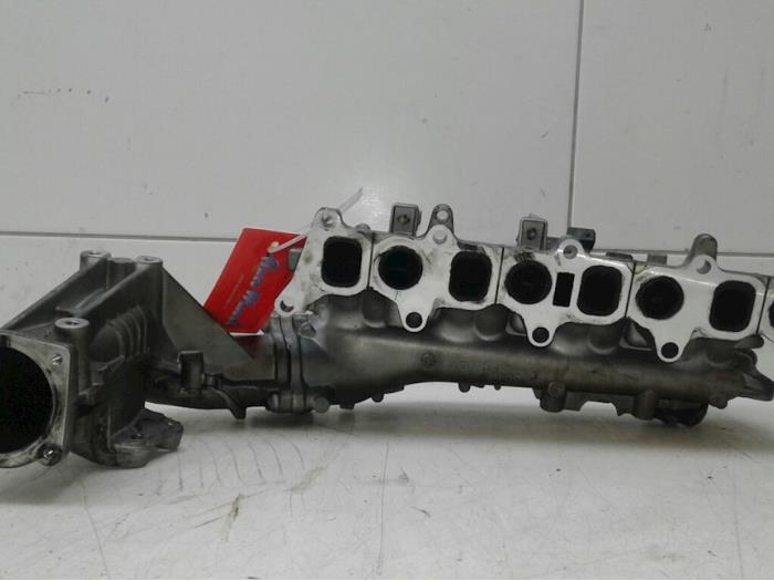 Usados Ansaugbrugge Opel Astra H SW (L35) Precio de solicitud ofrecido por Wessel Parts & Service B.V.