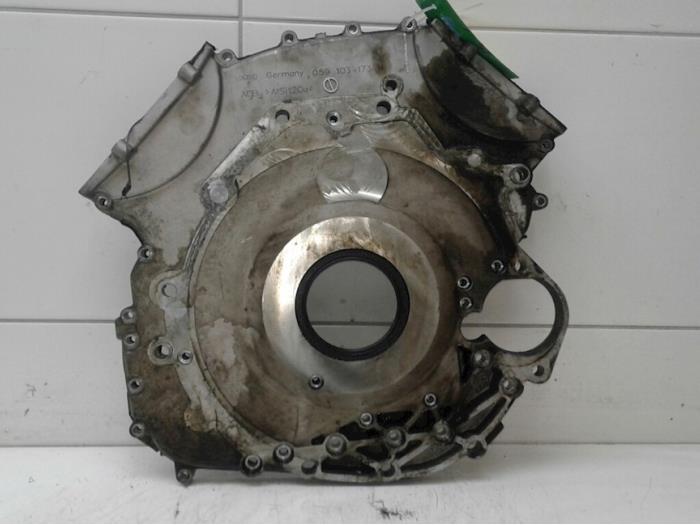 Usagé Couvercle de distribution Audi A4 Avant Quattro (B7) 3.0 TDI V6 24V Prix € 68,25 Règlement à la marge proposé par Wessel Parts & Service B.V.