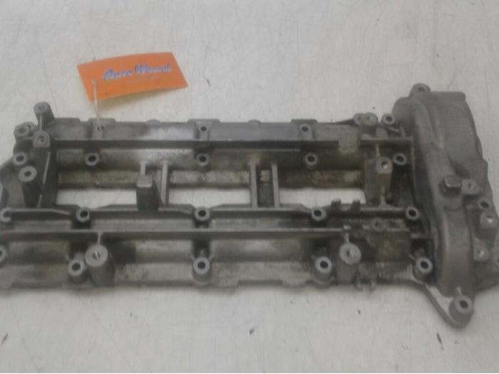 Gebrauchte Ventildeckel Mercedes ML III (166) 3.0 ML-350 BlueTEC V6 24V 4-Matic Preis € 103,95 Margenregelung angeboten von Wessel Parts & Service B.V.