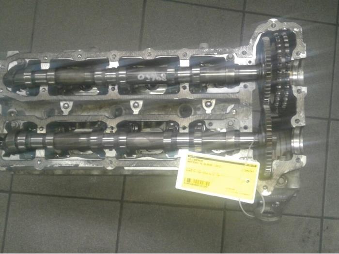 Begagnade Topplock Mercedes ML III (166) 3.0 ML-350 BlueTEC V6 24V 4-Matic Pris på förfrågan erbjuds av Wessel Parts & Service B.V.