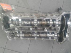 Used Cylinder head Mercedes ML III (166) 3.0 ML-350 BlueTEC V6 24V 4-Matic Price on request offered by Autobedrijf G.H. Wessel B.V.