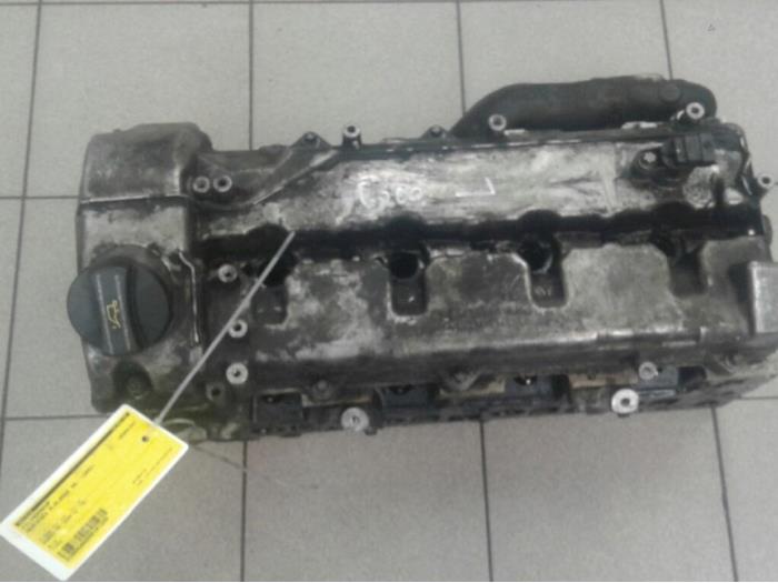 Gebrauchte Zylinderkopf Mercedes ML I (163) 400 4.0 CDI V8 32V Preis auf Anfrage angeboten von Wessel Parts & Service B.V.