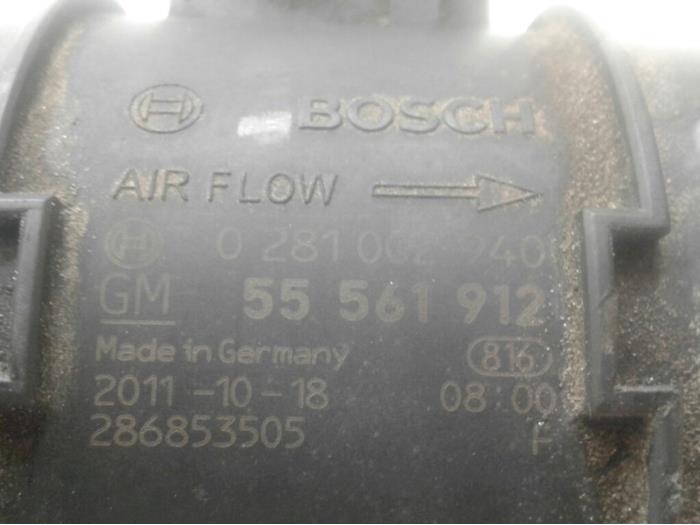 Miernik ilosci powietrza z Opel Astra J Sports Tourer (PD8/PE8/PF8) 1.3 CDTI 16V ecoFlex 2012