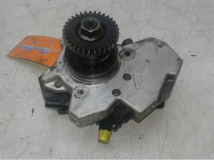 Begagnade Dieselpump Mercedes R (W251) 3.0 320 CDI 24V 4-Matic Pris € 236,25 Marginaltabell erbjuds av Wessel Parts & Service B.V.