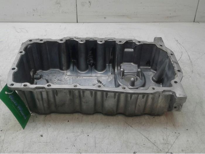 Usagé Couvercle carter Volkswagen Tiguan (5N1/2) 2.0 TDI 16V Blue Motion Prix € 61,95 Règlement à la marge proposé par Wessel Parts & Service B.V.