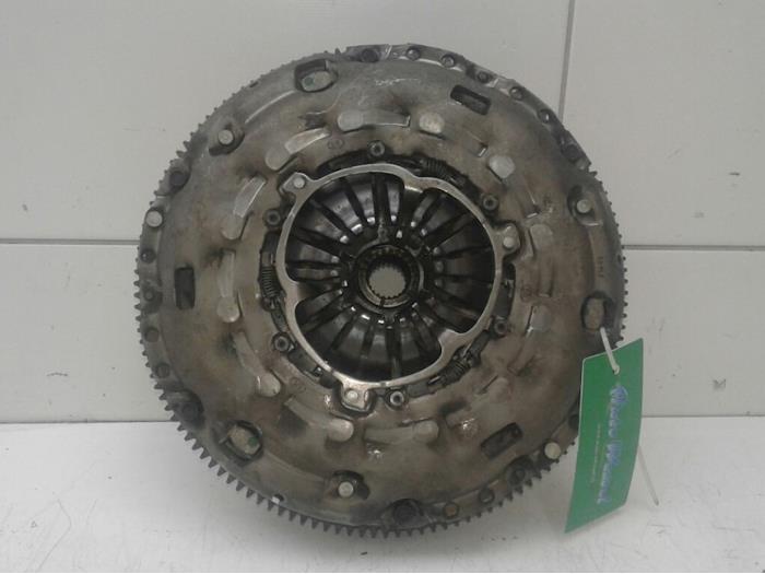 Gebrauchte Schwungrad Volkswagen Golf VII (AUA) 2.0 TDI 4Motion 16V Preis € 208,95 Margenregelung angeboten von Wessel Parts & Service B.V.
