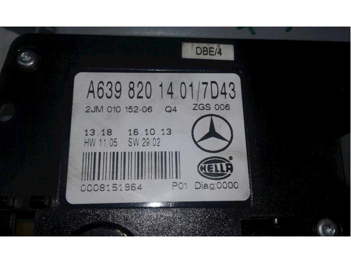 Interior lighting, front Mercedes Viano 2.2 CDI 16V Euro 5 - 6398201401