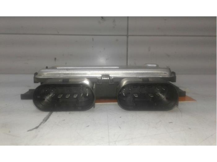Usagé Module pompe carburant Mercedes GLE (V167) 400d 2.9 4-Matic Prix € 40,95 Règlement à la marge proposé par Wessel Parts & Service B.V.