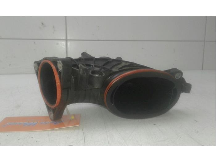 Gebrauchte Turboschlauch Mercedes GLE (V167) 400d 2.9 4-Matic Preis € 78,75 Margenregelung angeboten von Wessel Parts & Service B.V.