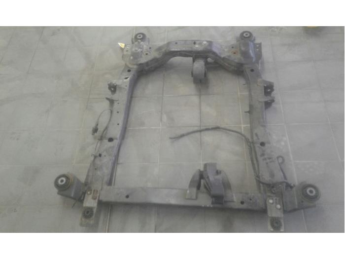 Used Subframe Opel Astra J (PD5/PE5) 1.6 16V Price € 303,45 Margin scheme offered by Wessel Parts & Service B.V.