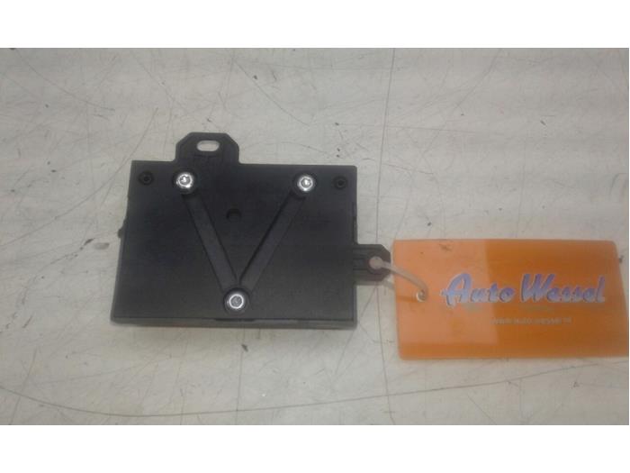 Usagé Module pompe carburant Mercedes Vito (639.7) 2.2 110 CDI 16V Euro 5 Prix € 61,95 Règlement à la marge proposé par Wessel Parts & Service B.V.