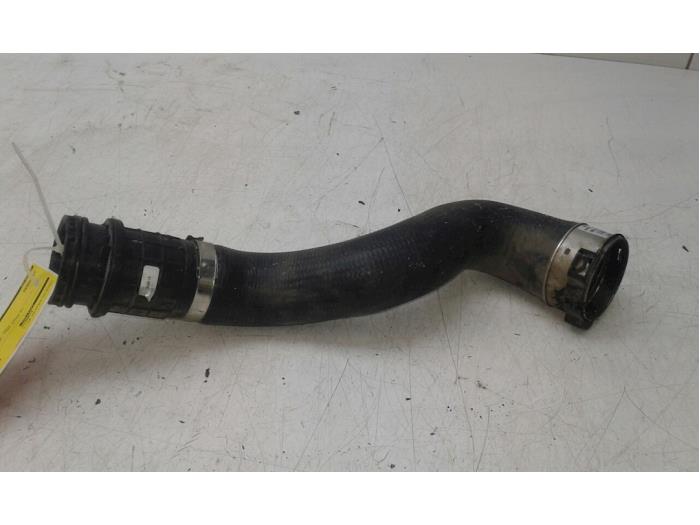 Usagé Tuyau intercooler Opel Astra Mk.7 1.6 CDTI 16V Prix € 47,25 Règlement à la marge proposé par Wessel Parts & Service B.V.