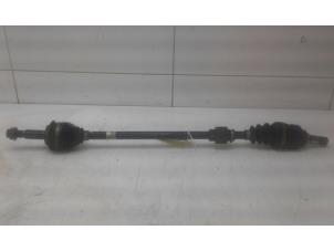 Used Front drive shaft, right Toyota Yaris II (P9) 1.0 12V VVT-i LPG Price € 69,00 Margin scheme offered by Autobedrijf G.H. Wessel B.V.