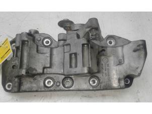 Used Air conditioning bracket BMW 3 serie Gran Turismo (F34) 318d 2.0 16V Price € 55,00 Margin scheme offered by Autobedrijf G.H. Wessel B.V.