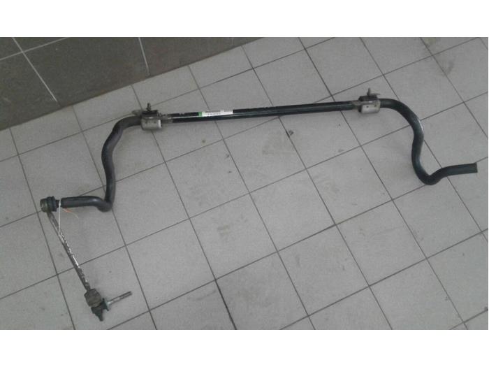 Używane Stabilizator przód Mercedes GLC (X253) 2.2 250d 16V BlueTEC 4-Matic Cena € 93,45 Procedura marży oferowane przez Wessel Parts & Service B.V.