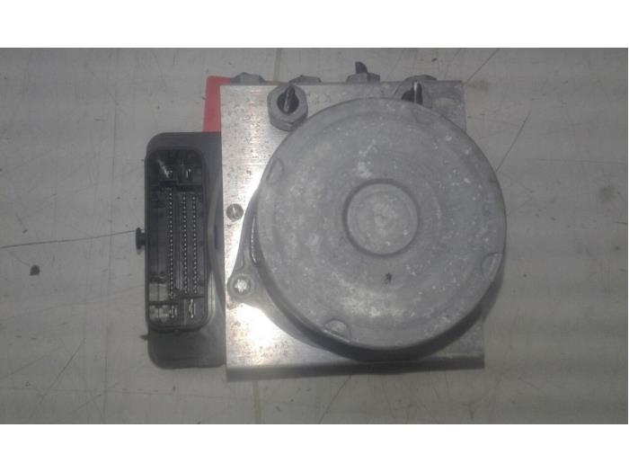 Usagé Bloc ABS Opel Astra K 1.4 Turbo 16V Prix € 236,25 Règlement à la marge proposé par Wessel Parts & Service B.V.