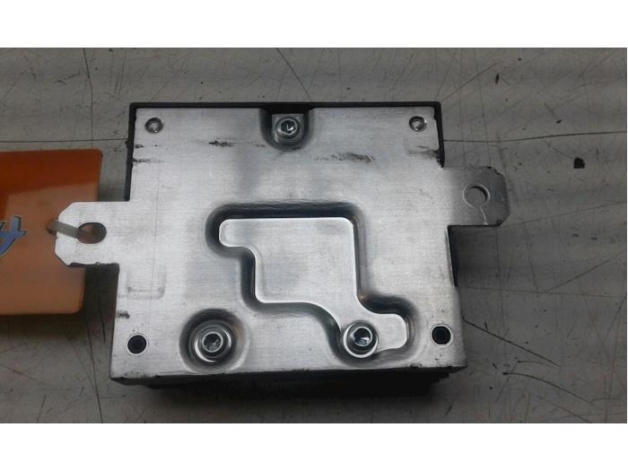Usagé Module pompe carburant Mercedes GLC Coupe (C253) 3.0 43 AMG V6 Turbo 4-Matic Prix € 72,45 Règlement à la marge proposé par Wessel Parts & Service B.V.