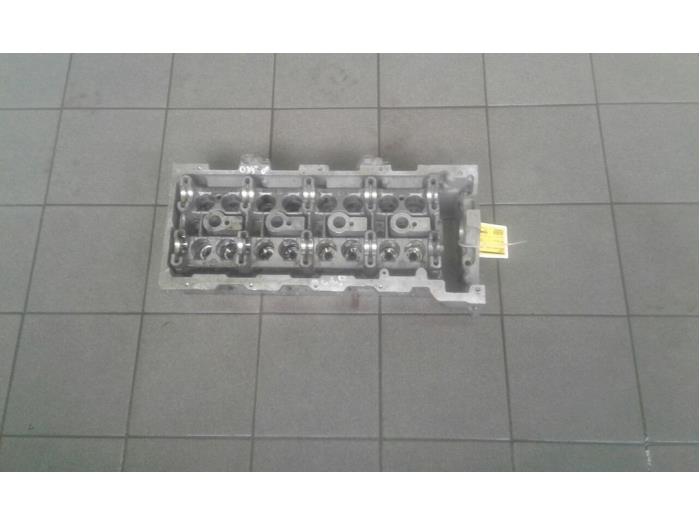 Gebrauchte Zylinderkopf Mercedes ML I (163) 400 4.0 CDI V8 32V Preis auf Anfrage angeboten von Wessel Parts & Service B.V.