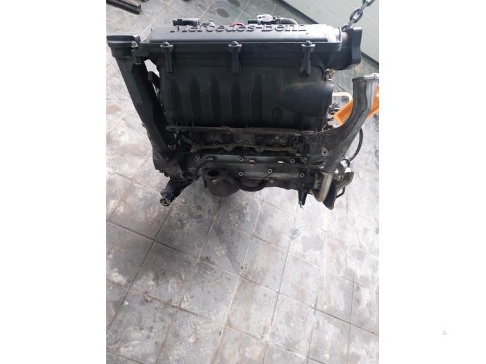 Engine from a Mercedes-Benz Vaneo (W414) 1.7 CDI 16V 2003