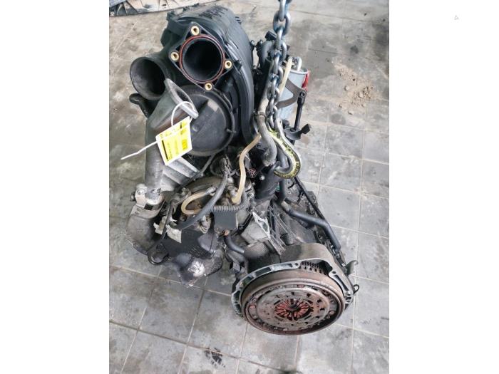Engine from a Mercedes-Benz Vaneo (W414) 1.7 CDI 16V 2003