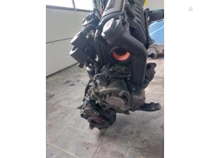 Engine from a Mercedes-Benz Vaneo (W414) 1.7 CDI 16V 2003