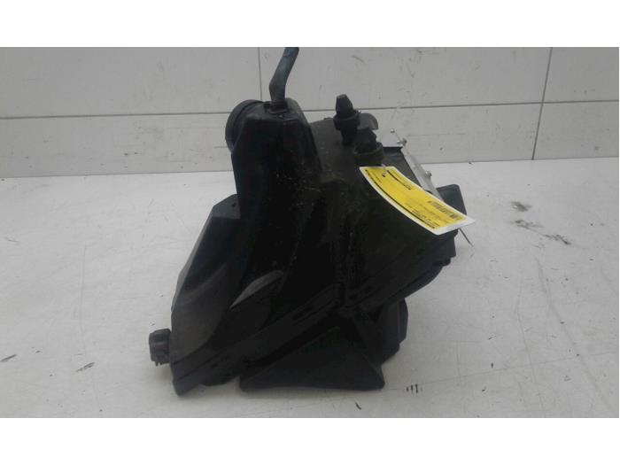 Begagnade Luftfilterhus Audi A4 Avant Quattro (B8) 2.0 TFSI 16V Pris € 72,45 Marginaltabell erbjuds av Wessel Parts & Service B.V.
