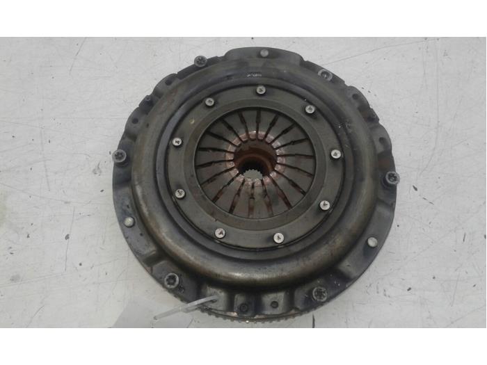 Used Flywheel Fiat Doblo Cargo (263) 1.3 MJ 16V DPF Euro 5 Price € 135,45 Margin scheme offered by Wessel Parts & Service B.V.