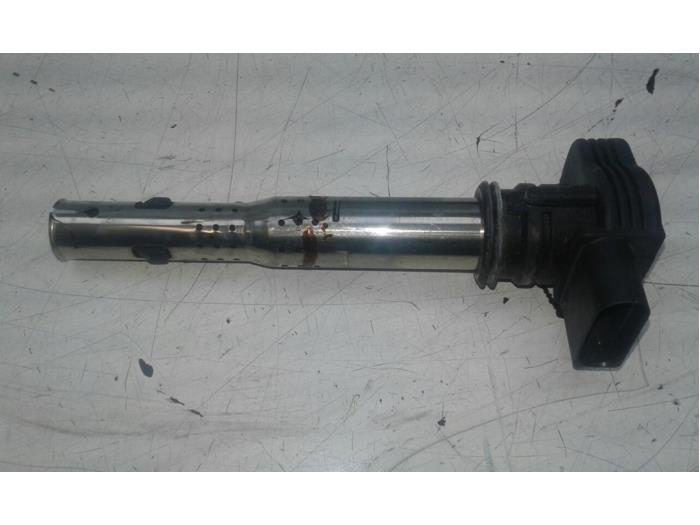 Usagé Bobine Audi A4 Avant Quattro (B8) 2.0 TFSI 16V Prix € 51,45 Règlement à la marge proposé par Wessel Parts & Service B.V.