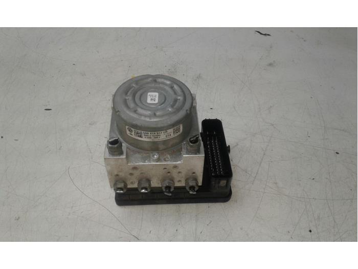 Usagé Bloc ABS Volkswagen Golf VII (AUA) 2.0 R 4Motion 16V Prix € 236,25 Règlement à la marge proposé par Wessel Parts & Service B.V.