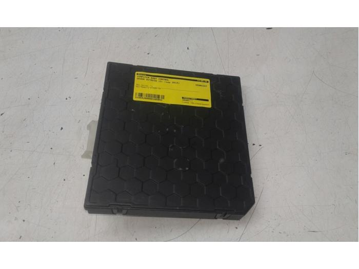 Used Body control computer Skoda Octavia Combi (5EAC) 2.0 TDI GreenTec 16V 4x4 Price € 131,25 Margin scheme offered by Wessel Parts & Service B.V.