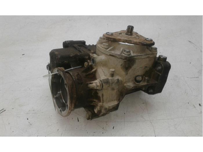 Usagé Boîte de transfert 4x4 Skoda Octavia Combi (5EAC) 2.0 TDI GreenTec 16V 4x4 Prix € 418,95 Règlement à la marge proposé par Wessel Parts & Service B.V.