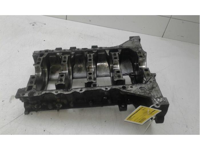 Usagé Couvercle carter Volvo C30 (EK/MK) 1.6 D 16V Prix € 72,45 Règlement à la marge proposé par Wessel Parts & Service B.V.