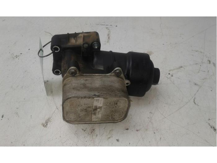 Gebrauchte Ölfiltergehäuse Audi A1 (8X1/8XK) 1.6 TDI 16V Preis € 82,95 Margenregelung angeboten von Wessel Parts & Service B.V.