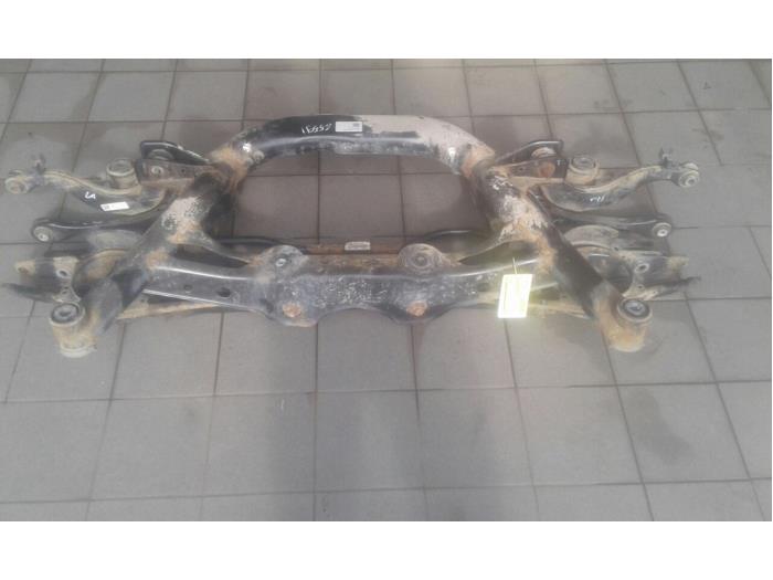 Used Subframe Skoda Octavia Combi (5EAC) 2.0 TDI GreenTec 16V 4x4 Price € 156,45 Margin scheme offered by Wessel Parts & Service B.V.