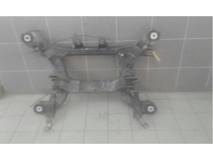 Usados Subchasis BMW X6 (E71/72) xDrive40d 3.0 24V Precio € 183,75 Norma de margen ofrecido por Wessel Parts & Service B.V.